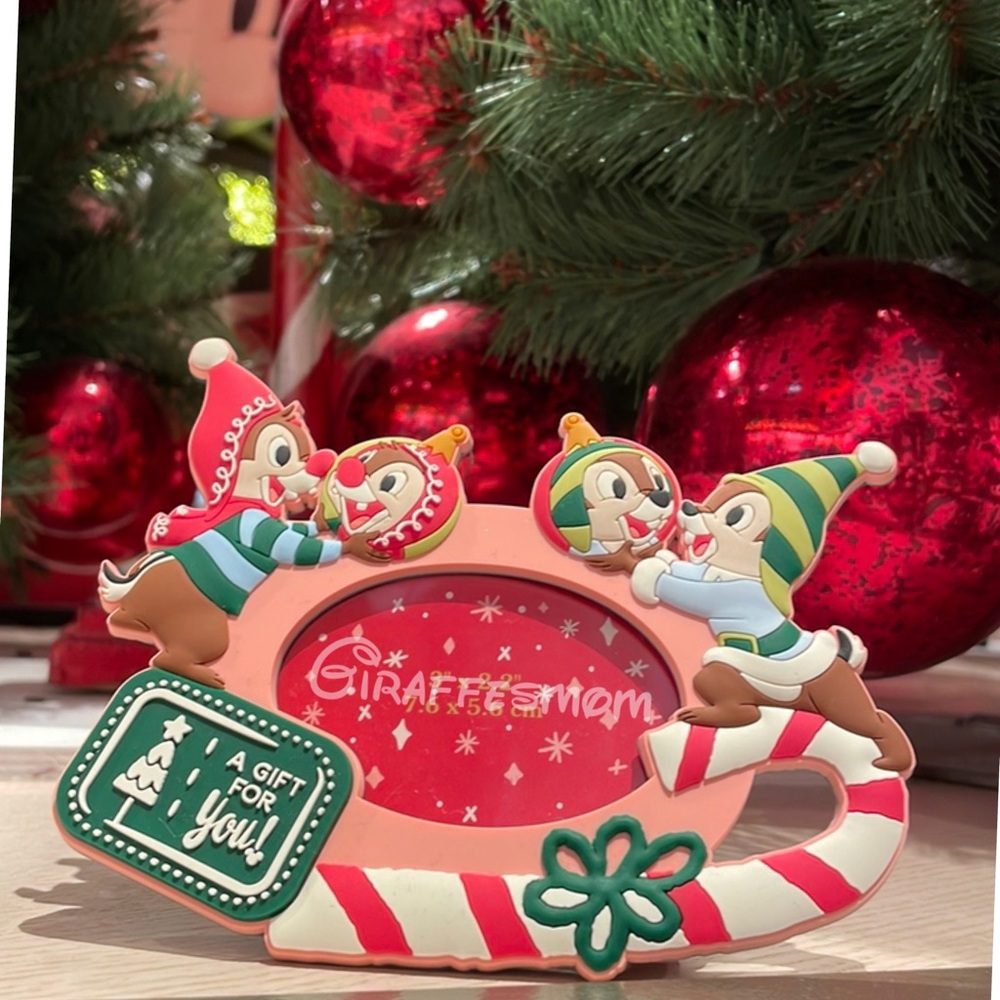 2024 Disney Parks Chip N Dale Christmas Holiday Frame NEW